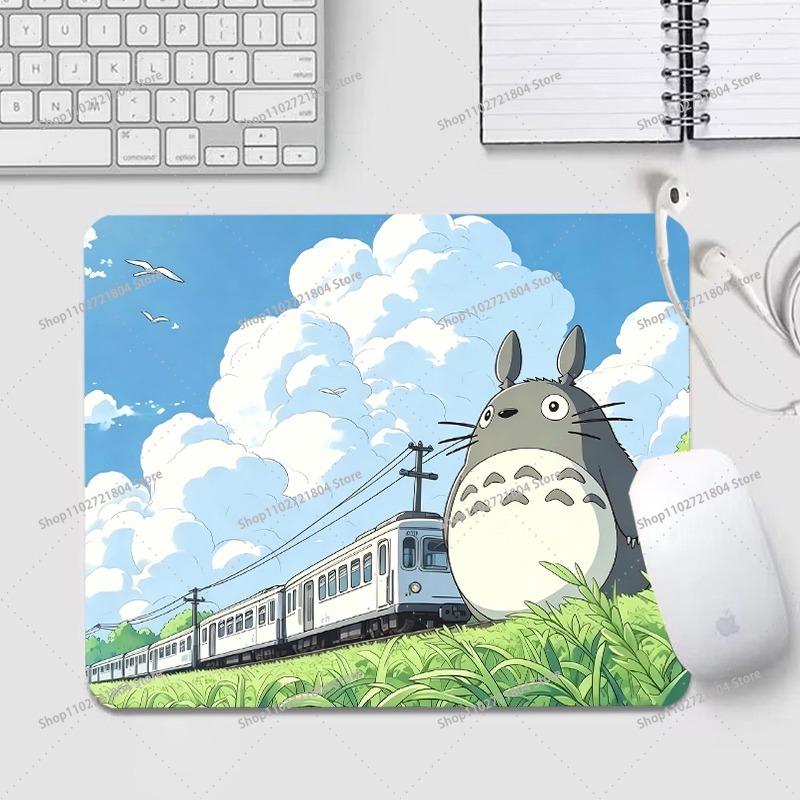 トトロ 18×22cm マウスパッド アニメ カートゥーン  - Pc Gaming Lounge のレビューと価格
